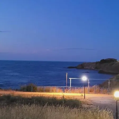 котвата панорама Ahtopol